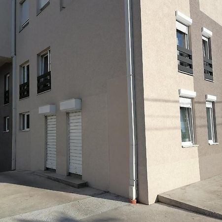 Dreams Apartments Ni Exterior foto